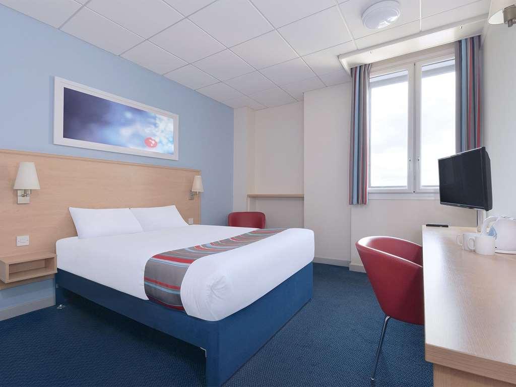 Travelodge Milton Keynes Old Stratford Camera foto