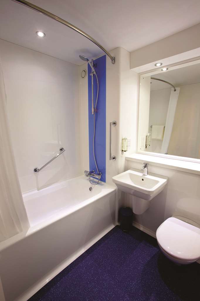 Travelodge Milton Keynes Old Stratford Camera foto